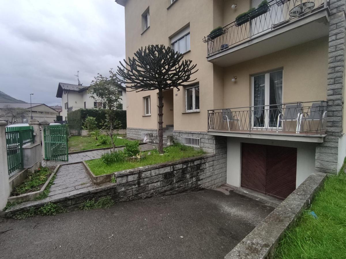 Tirano Express Luxury Apartments Exterior photo