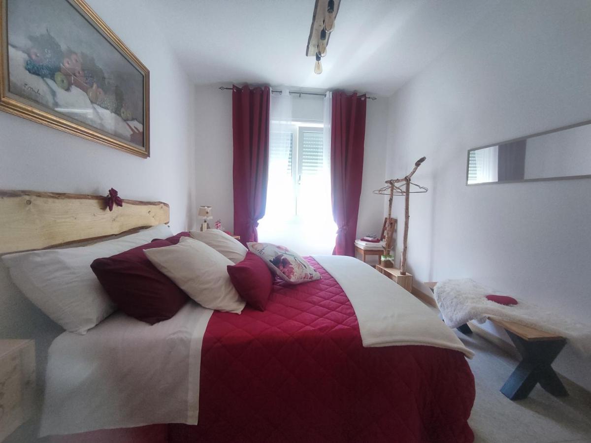 Tirano Express Luxury Apartments Exterior photo
