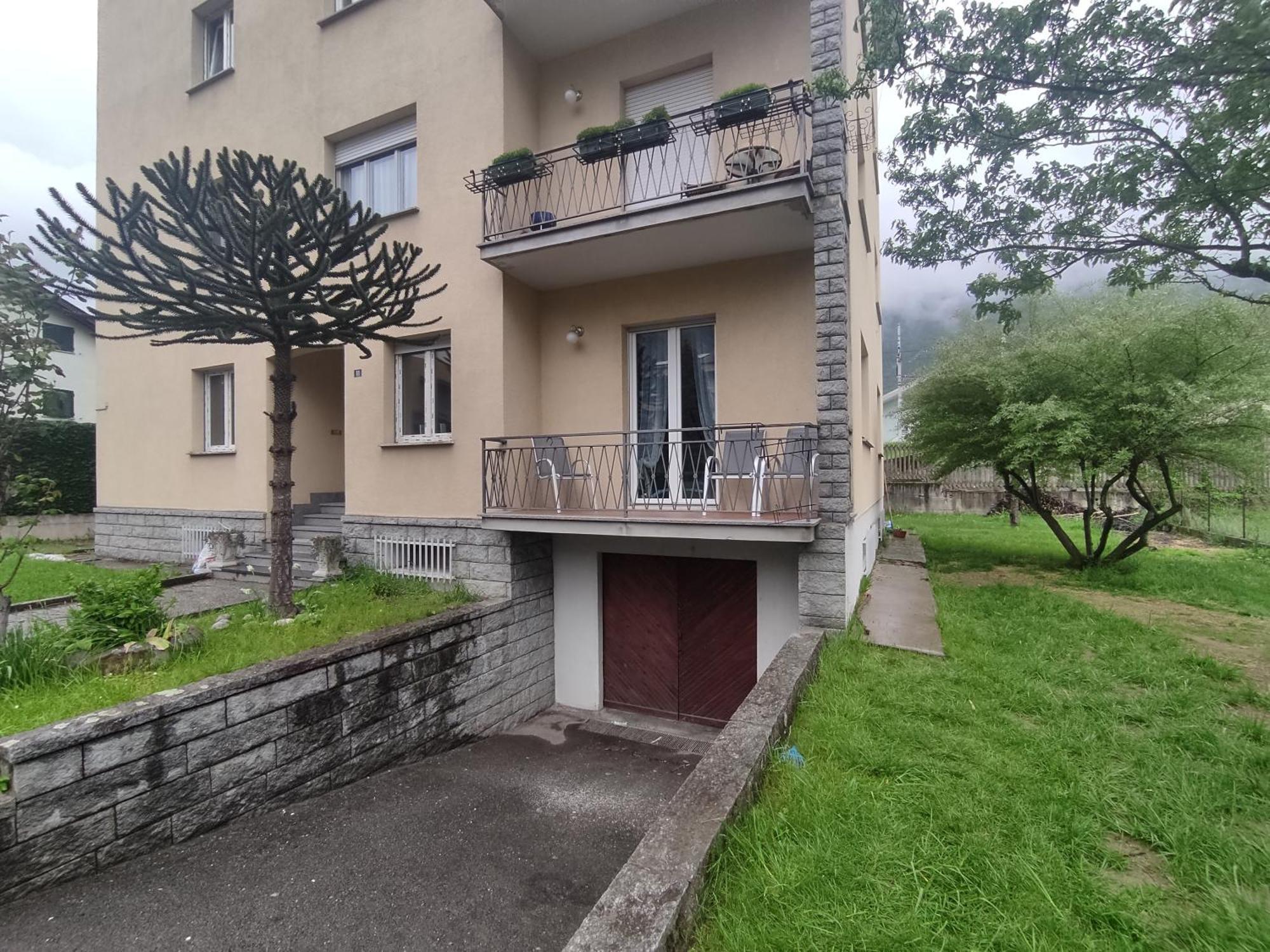 Tirano Express Luxury Apartments Exterior photo